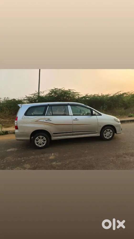 Toyota Innova 2013