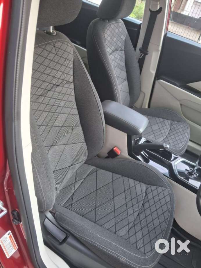 Mahindra Xuv 3xo Mx3, 2025, Diesel
