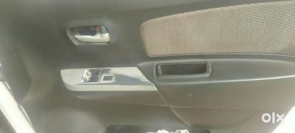 Maruti Suzuki Wagon R 1.0 2014 Cng & Hybrids 102000 Km Driven