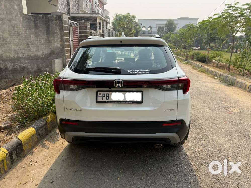 Honda Elevate 2025 Petrol 9000 Km Driven