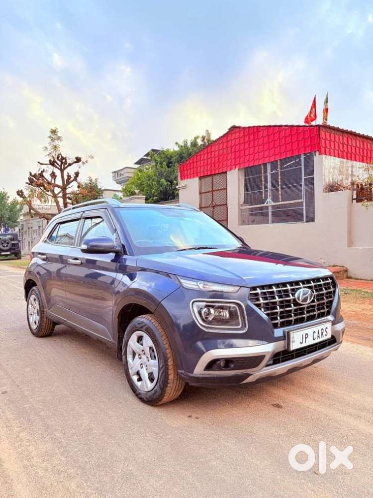 Hyundai Venue 1.2 S Plus, 2021, Petrol