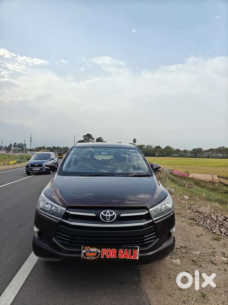 Toyota Innova Crysta 2.4 G (diesel)  67,000 Km