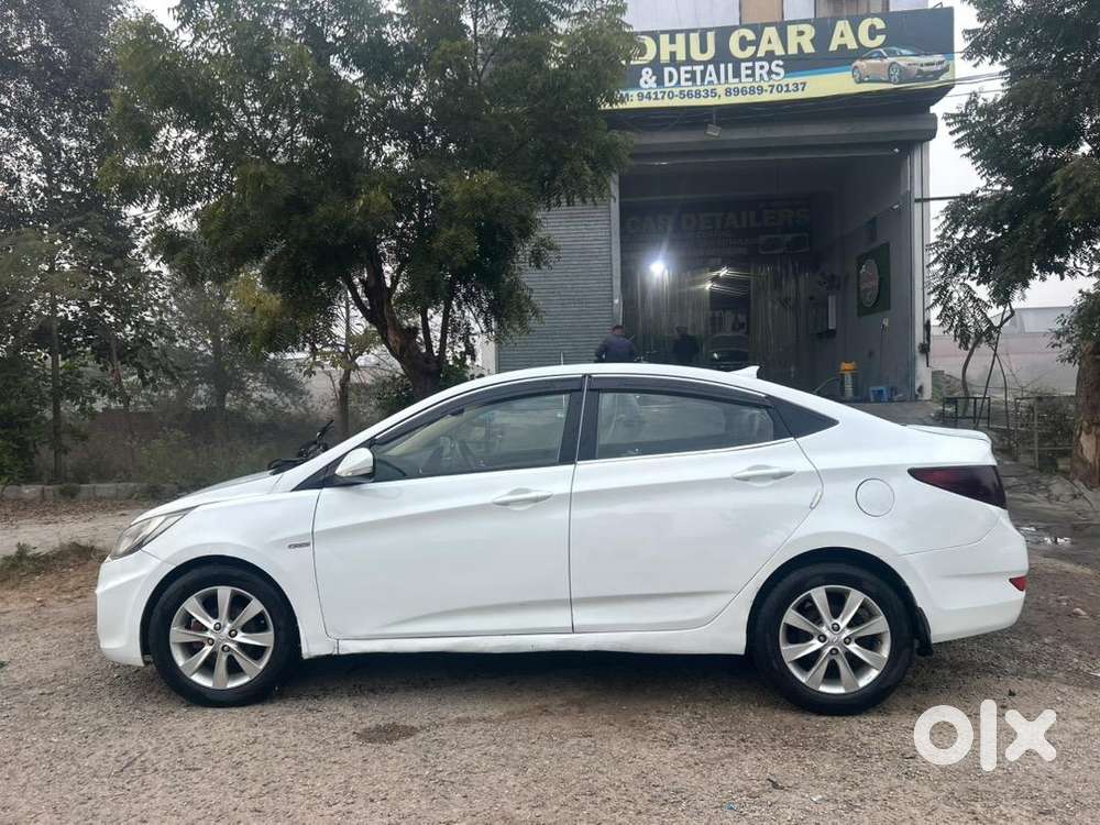 Hyundai Verna 2012 Diesel 100000 Km Driven