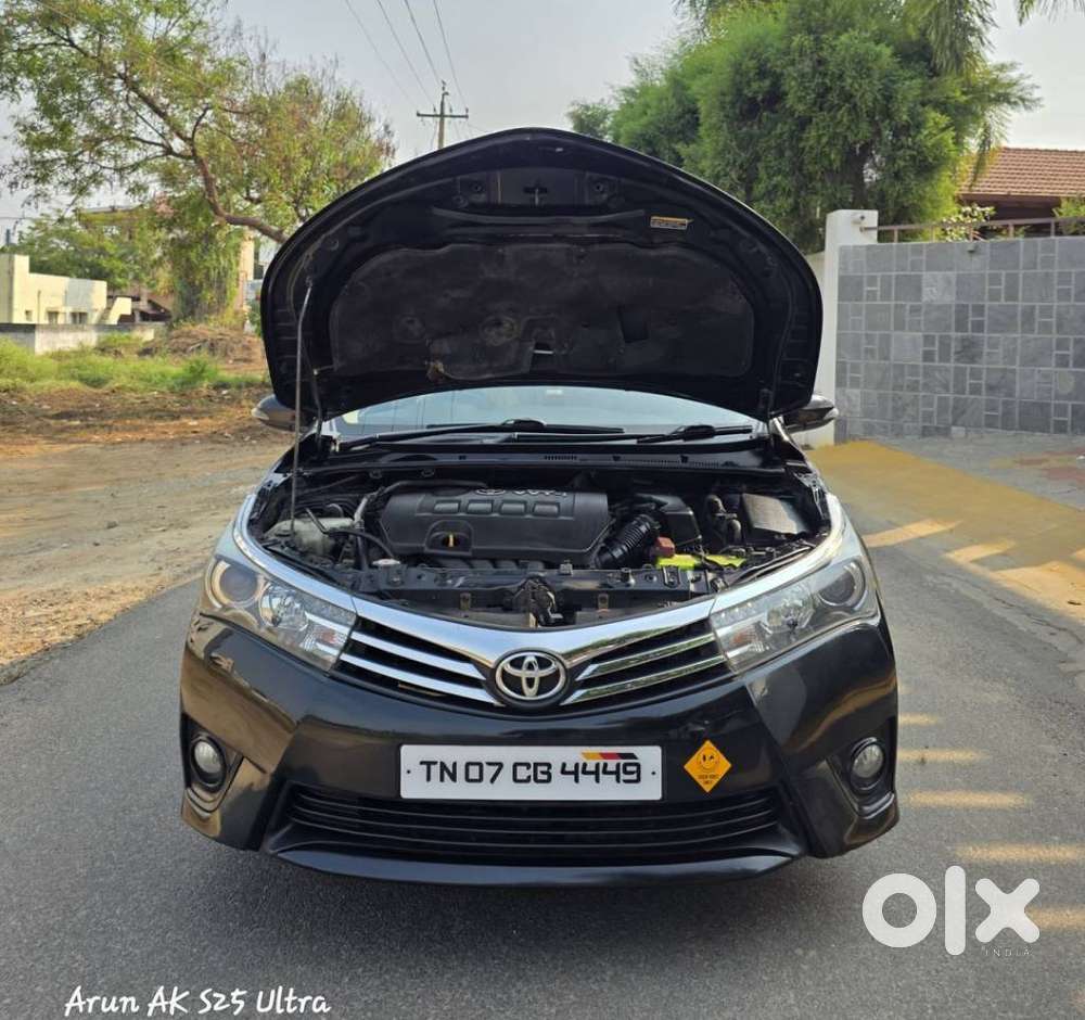 Toyota Corolla Altis 2010-2013 Gl, 2015, Petrol