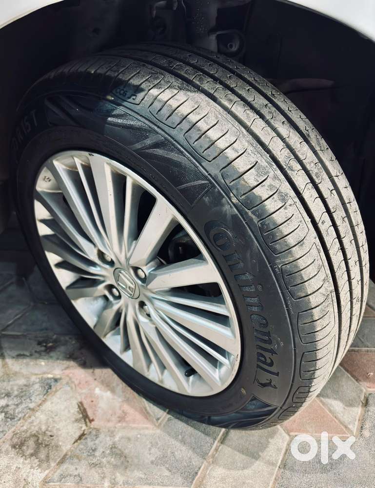 Honda City 1.5 V 5th Gen I-vtec Mt, 2021, Petrol