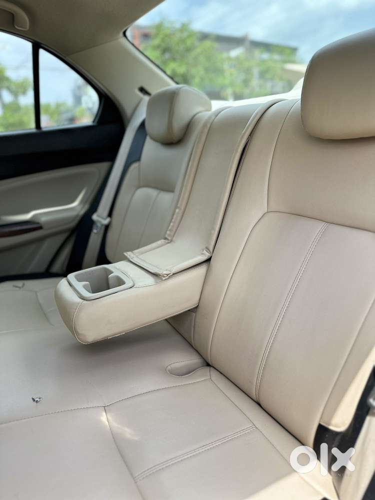 Maruti Suzuki Swift Dzire Zxi + Amt, 2018, Diesel