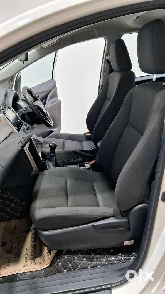 Toyota Innova Crysta 2.4 G Mt 7 Str, 2023, Diesel