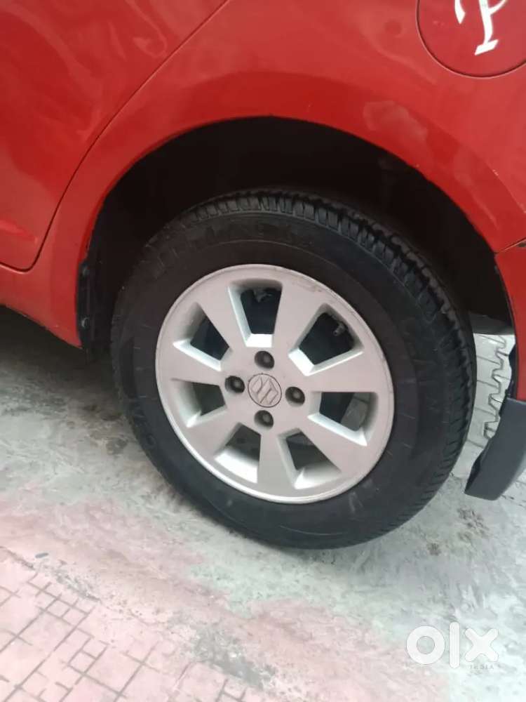 Maruti Suzuki Swift 2006 Petrol 90000 Km Driven