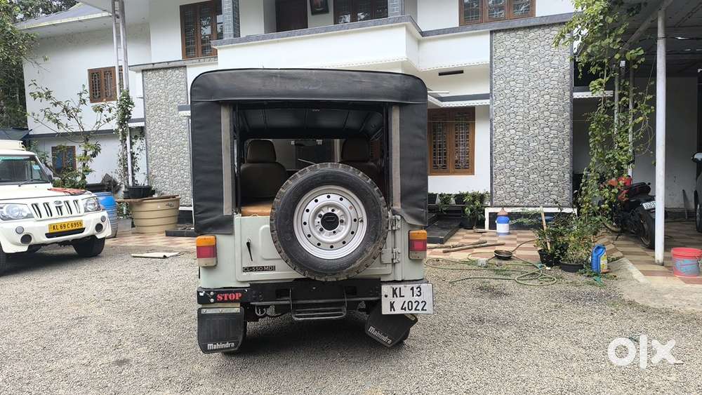 Mahindra Jeep