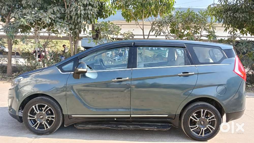 Mahindra Marazzo M8, 2018, Diesel