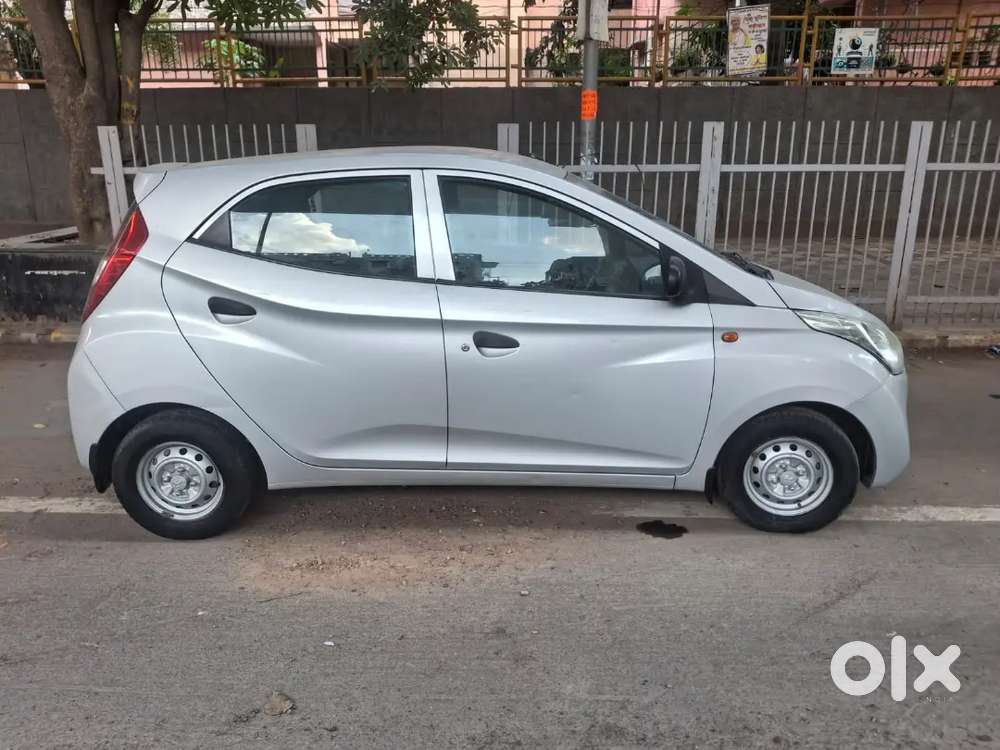 Hyundai Eon 2011 Petrol 15000 Km Driven