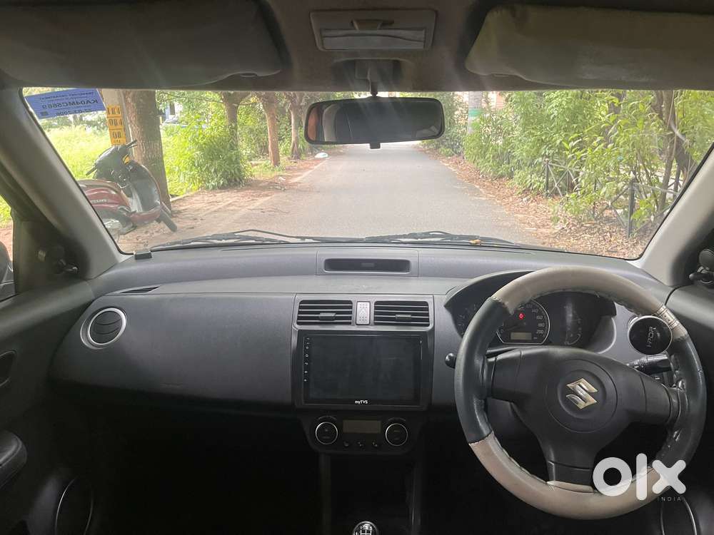 Maruti Suzuki Swift 1.3 Zxi, 2006, Petrol