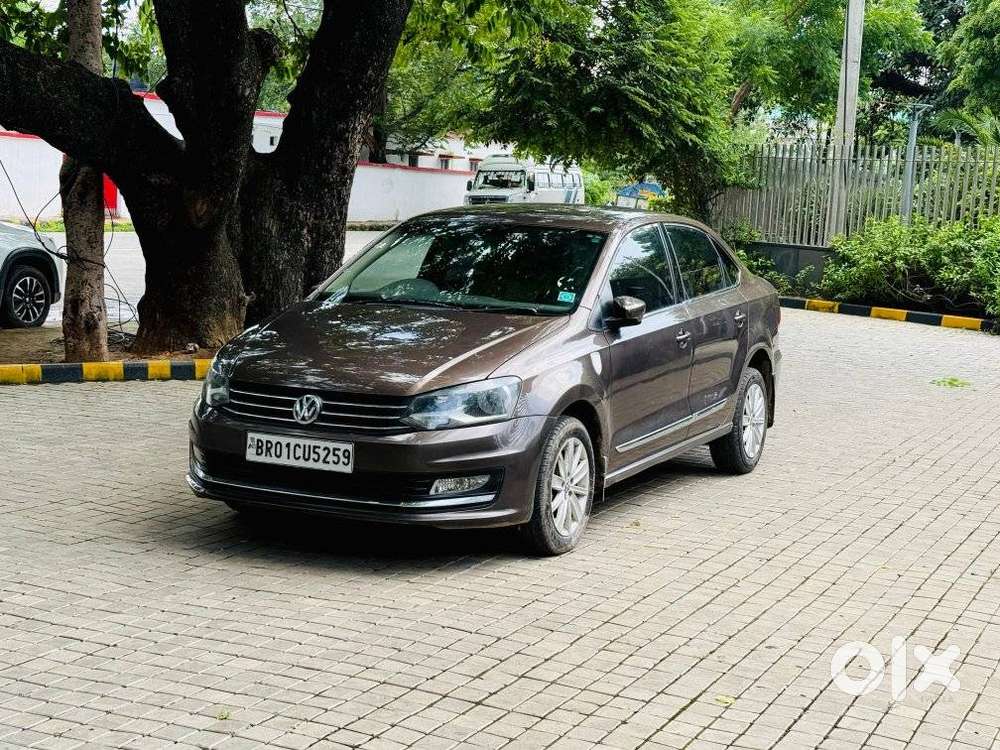 Volkswagen Vento 1.5 Highline Plus At 16 Alloy, 2016, Petrol
