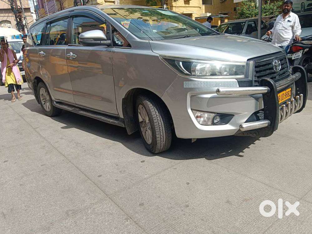 Toyota Innova Crysta 2.4 G Mt 8s, 2018, Diesel