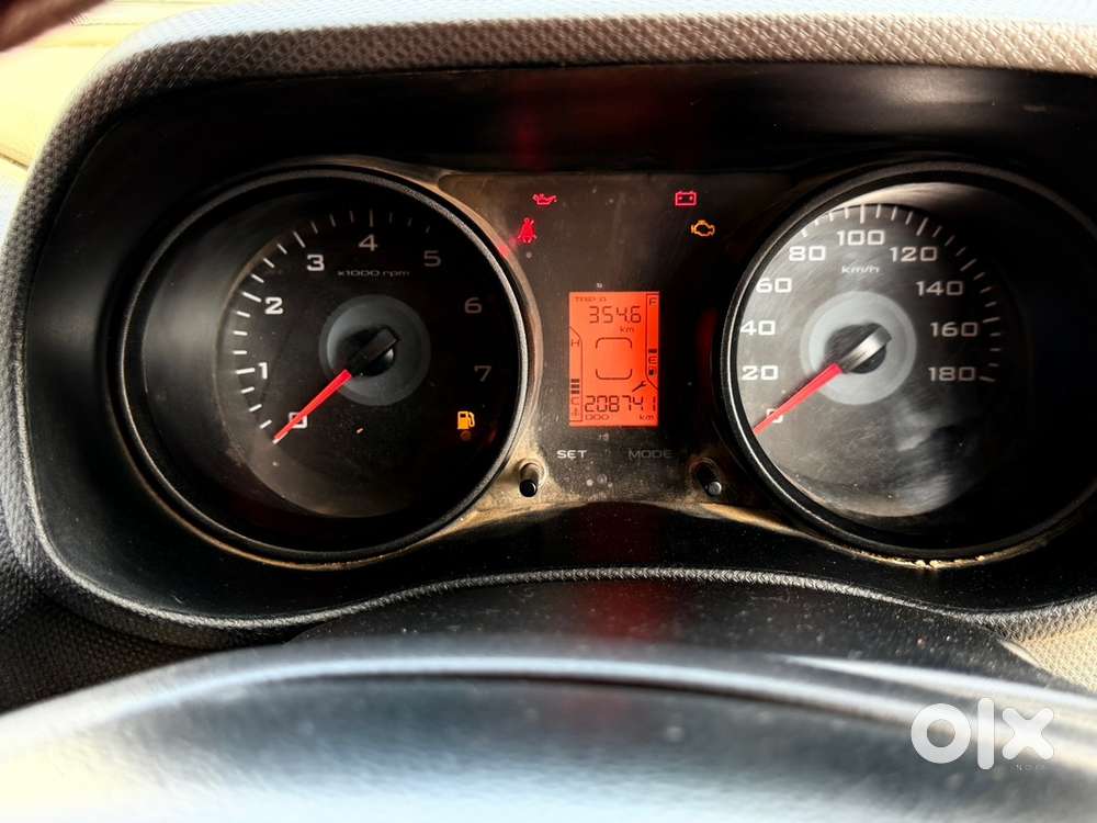 Mahindra Tuv 300 2018 Diesel Well Maintained