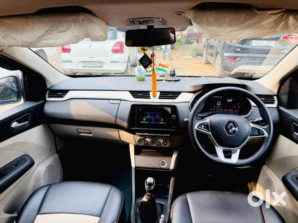 Renault Triber Rxz, 2022, Petrol