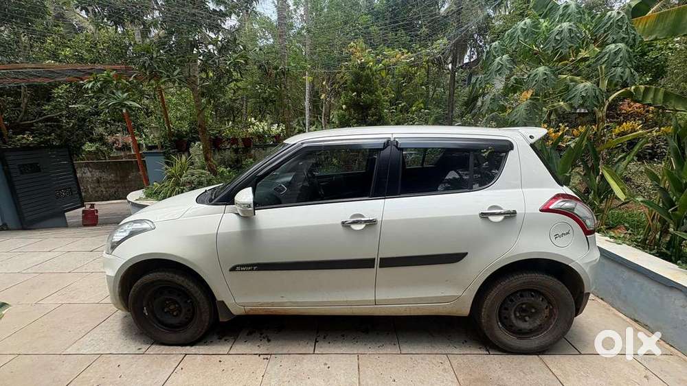 Maruti Suzuki Swift 2017 Petrol Well Maintained