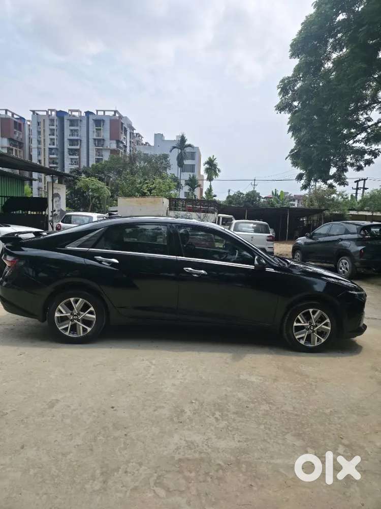 Hyundai Verna Sx Petrol Mt. 2nd Top Model