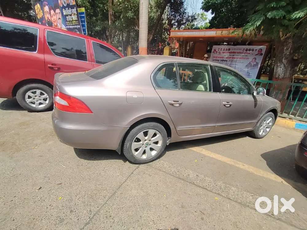 Skoda Superb Elegance 2012 Km Driven
