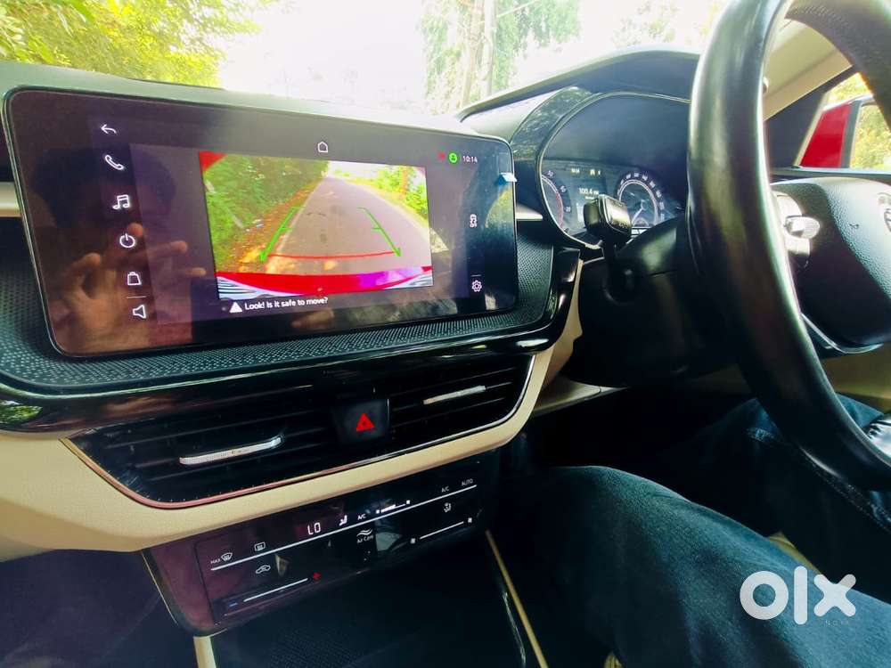 Skoda Slavia Ambition 1.0l Tsi At, 2022, Petrol