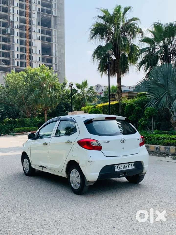Tata Tiago 1.2 Revotron Xm, 2017, Petrol