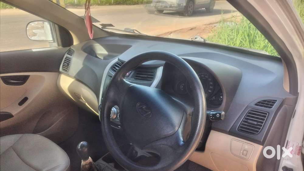 Hyundai Eon Era +, 2017, Petrol
