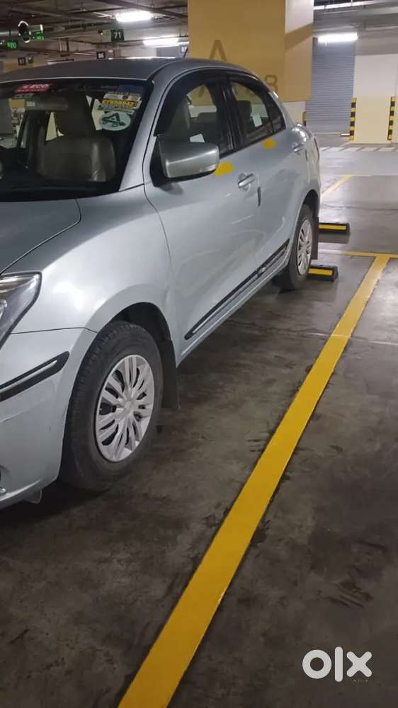 Maruti Suzuki Dzire 2023 Petrol 75218 Km Driven