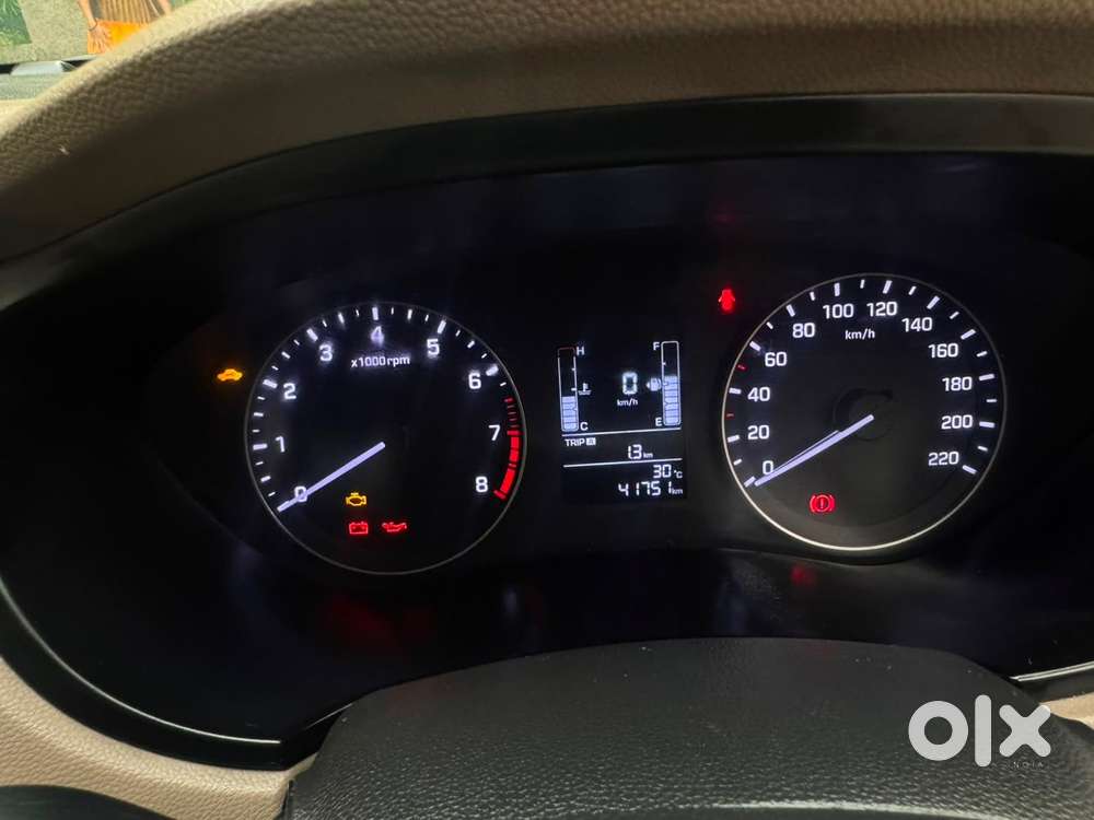 Hyundai I20 Sportz 2015 Petrol Well Maintained