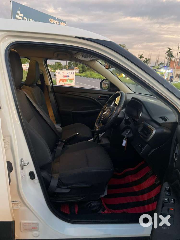 Maruti Suzuki Brezza 1.5 Vxi Smart Hybrid, 2024, Petrol