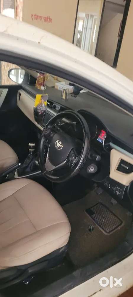 Toyota Corolla Altis 2016