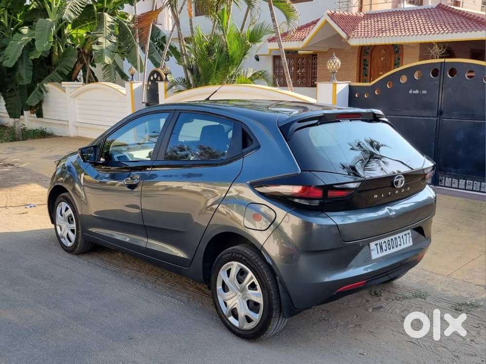 Tata Altroz 1.2 Xt, 2023, Petrol
