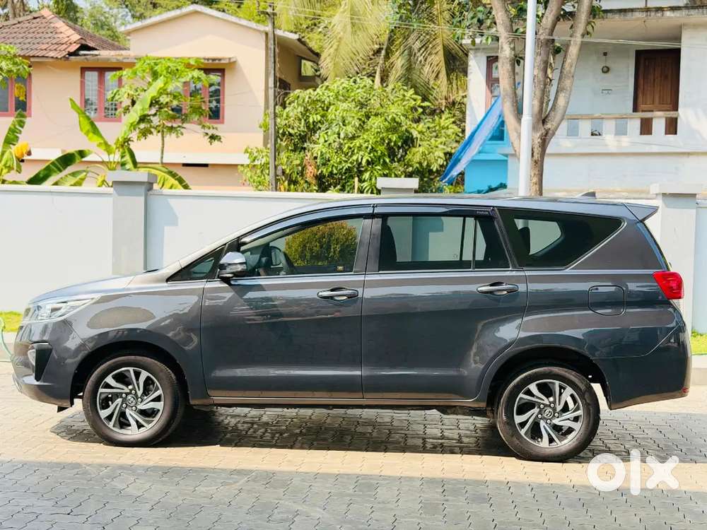 Toyota Innova Crysta 2020 Diesel 70000 Km Driven
