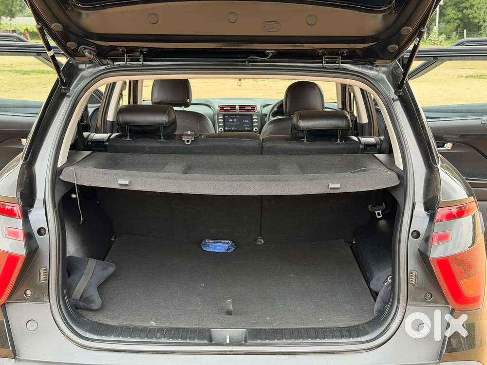 Hyundai Creta 1.5 S Plus Knight Diesel Dual Tone, 2023, Diesel