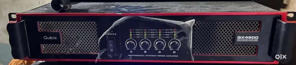 Qubix QX4800 Amplifier