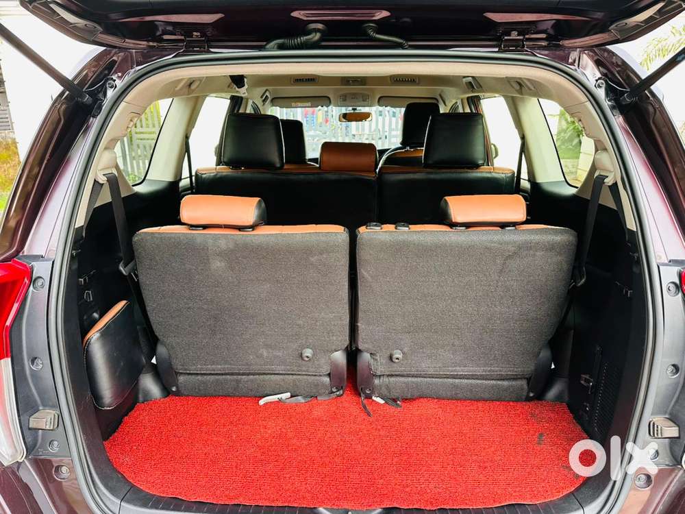 Toyota Innova Crysta [2020-ongoing] 2.4 Gx 8 Str, 2021, Diesel