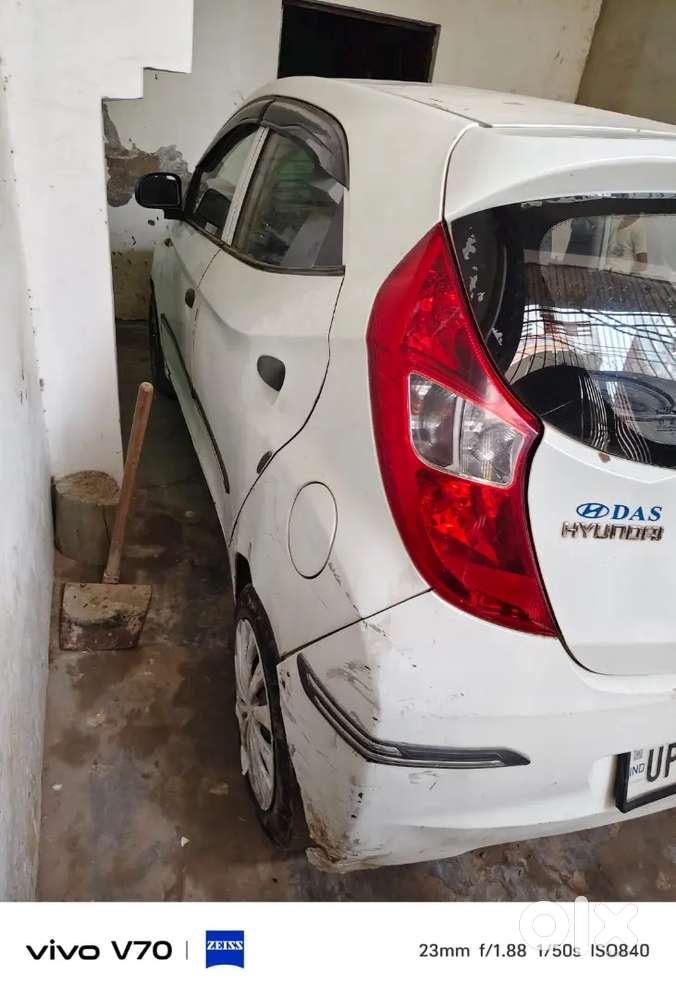Hyundai Eon Magna 2015