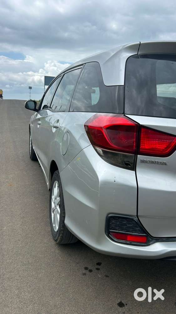 Honda Mobilio Diesel 2014. 7seater.