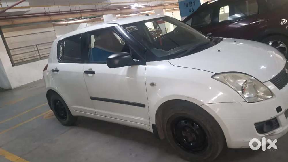 Maruti Suzuki Swift Vxi 2010 Petrol