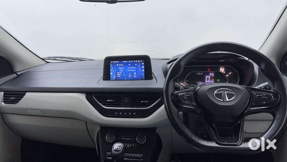 Tata Nexon Xz Plus (hs), 2022, Petrol