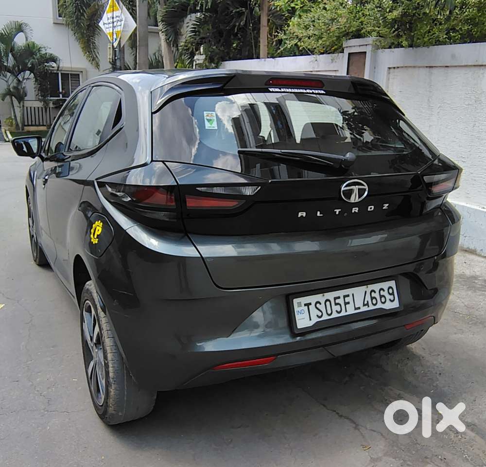 Tata Altroz Xz, 2022, Petrol