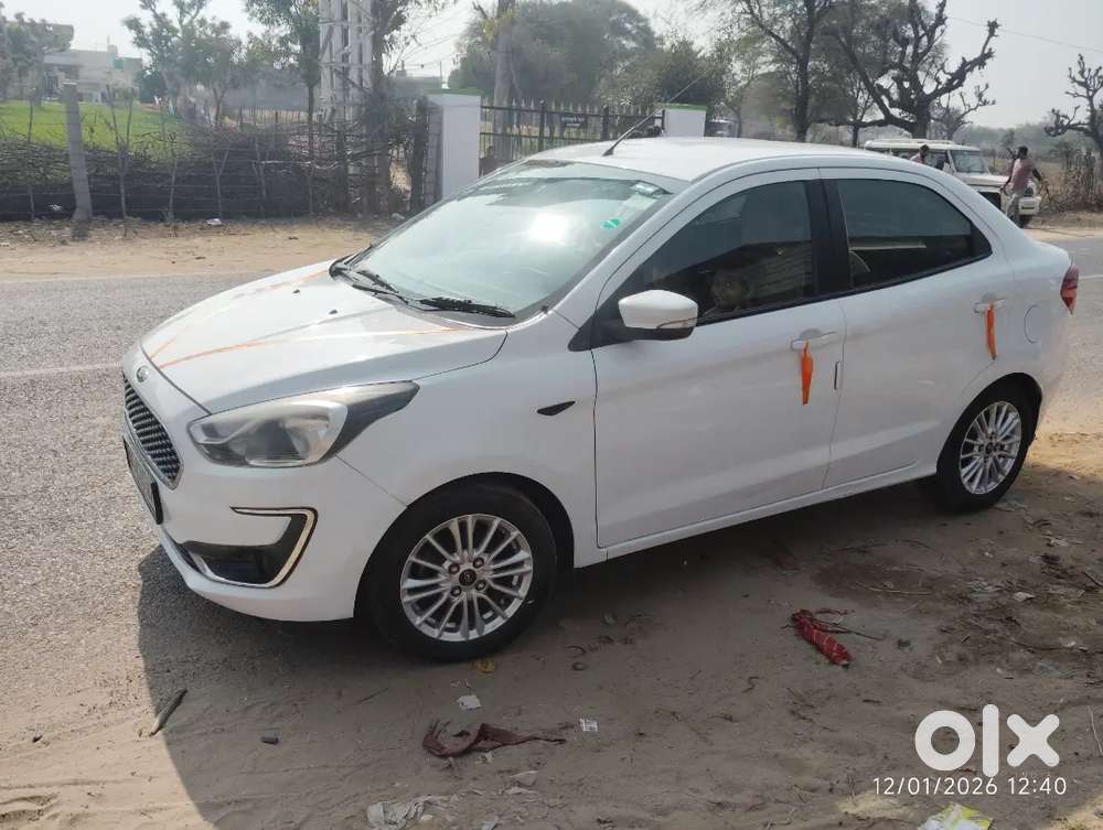 Ford Aspire Titatinium 2018