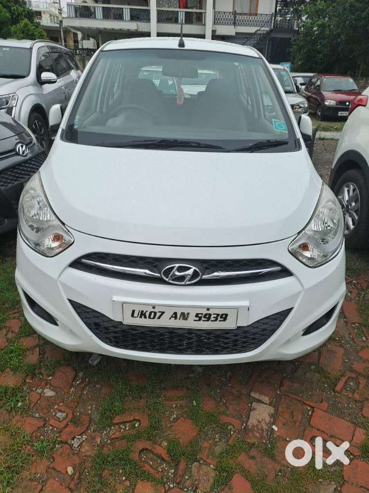 Hyundai I10 Sportz, 2012, Petrol