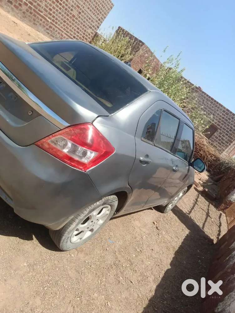 गाडी बिकाऊ है