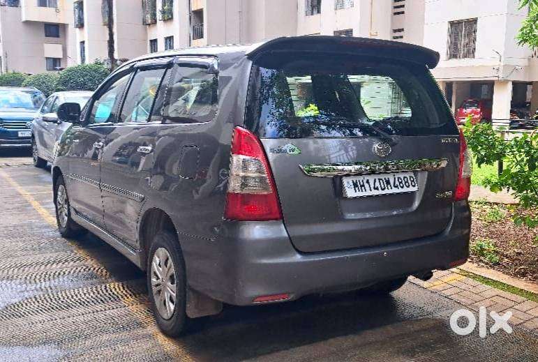 Toyota Innova 2.5 G (diesel) 8 Seater, 2012, Diesel