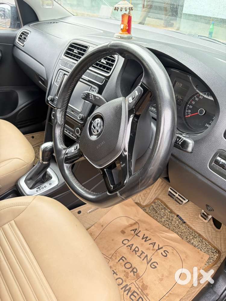 Volkswagen Polo Petrol 2019