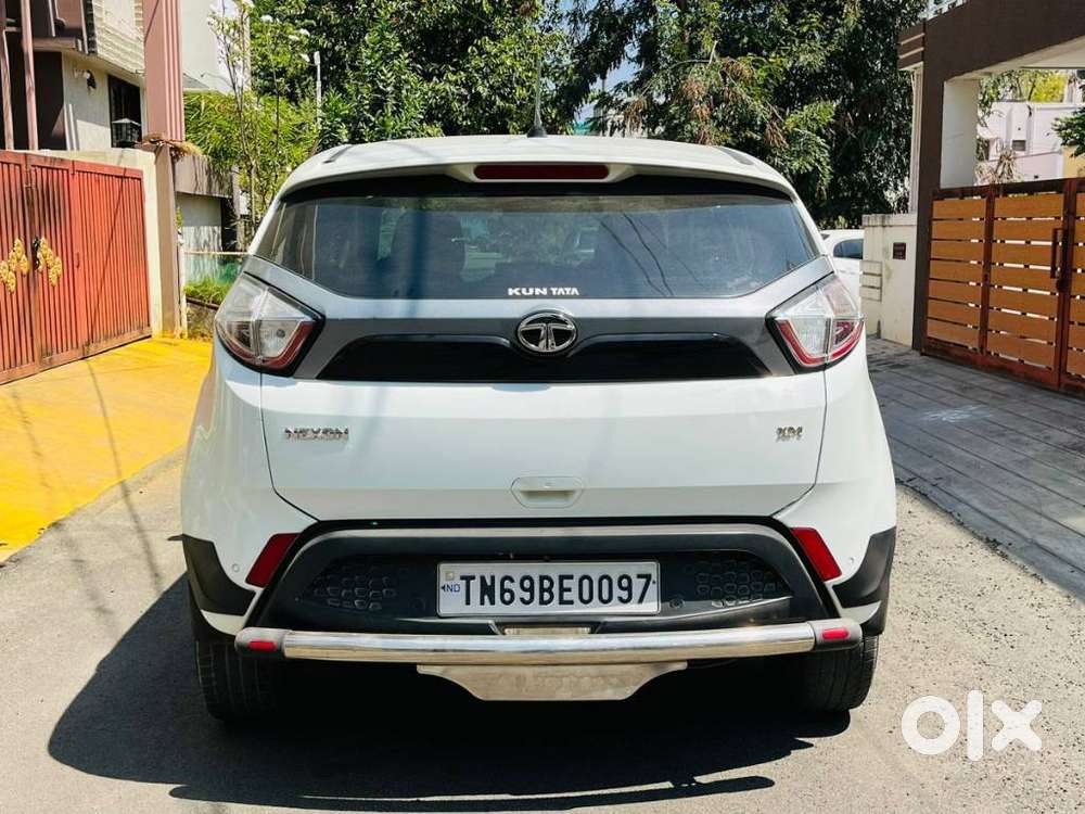 Tata Nexon, 2017, Petrol