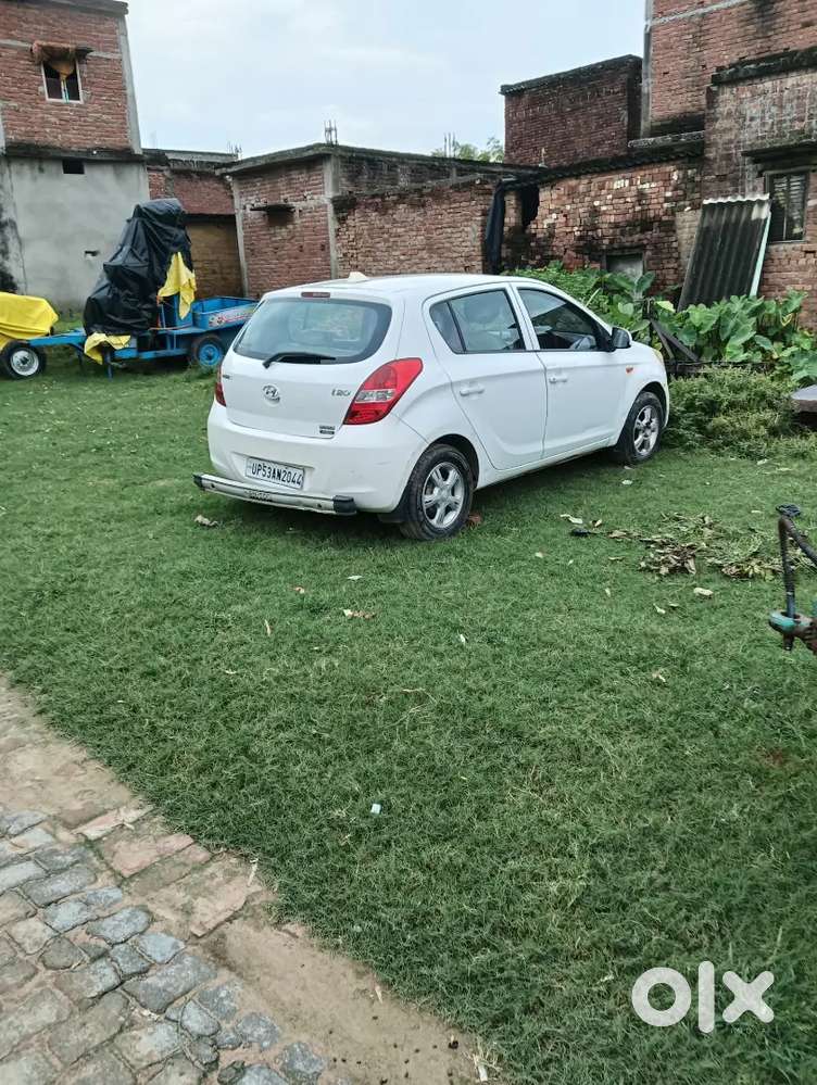 Hyundai I20 Asta Petrol 2009