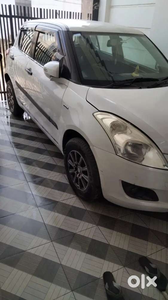 Maruti Suzuki Swift 2013 Diesel 82000 Km Driven Very Good Condition