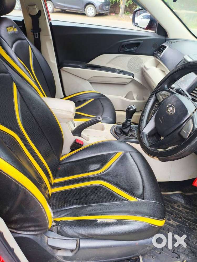Mahindra Tuv 300 T6, 2019, Petrol