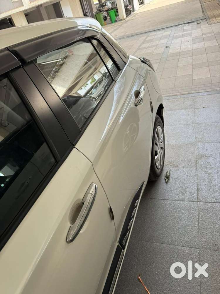 Maruti Swift Vxi 2025